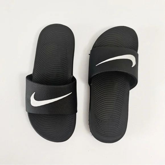 Nike Youth Black Slides with White Swoosh Logo ~ 2Y - Picture 2 of 8